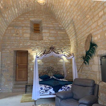 مبيت وإفطار Quezac  La Voutee 5 Epis Avec Bain Finlandais Prive Au Manoir Du Charme Gorges Du Tarn المظهر الخارجي الصورة