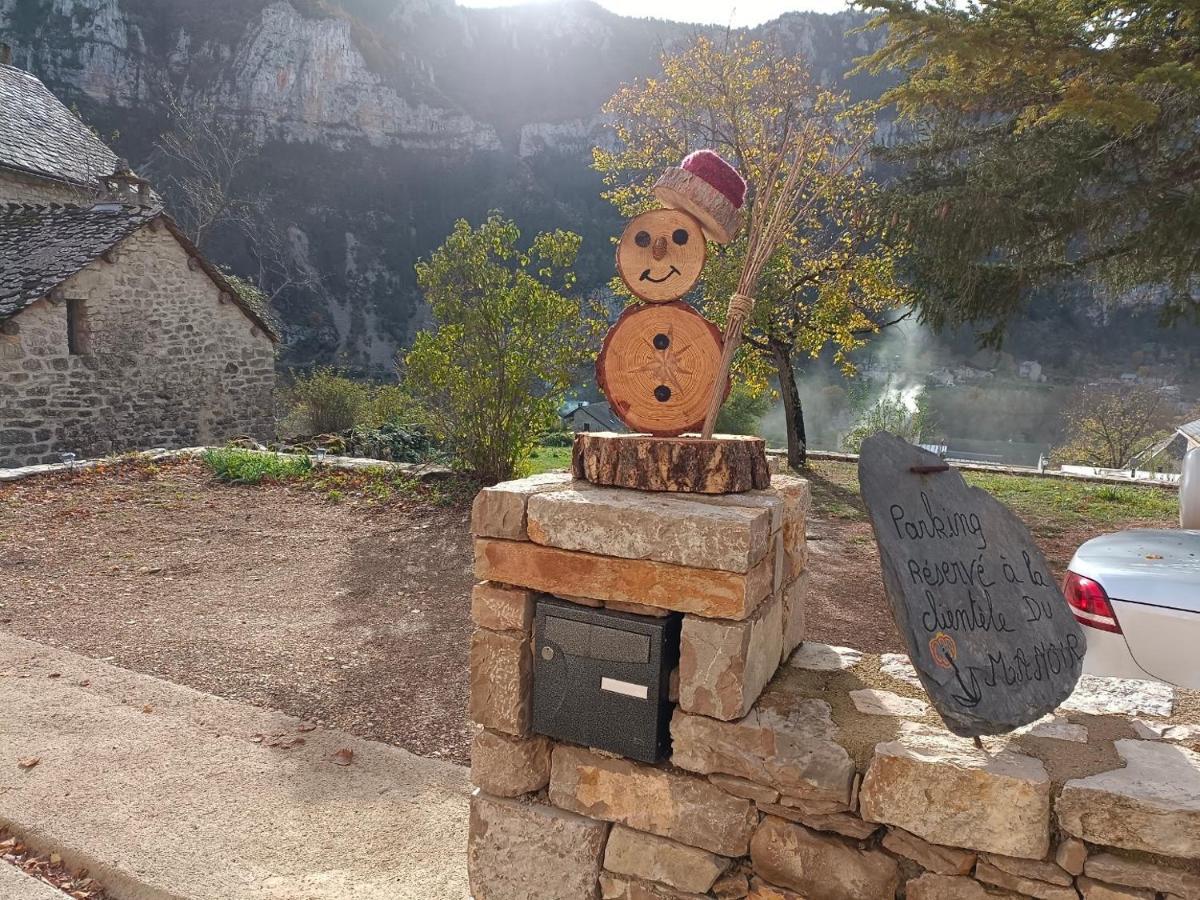 مبيت وإفطار Quezac  La Voutee 5 Epis Avec Bain Finlandais Prive Au Manoir Du Charme Gorges Du Tarn المظهر الخارجي الصورة